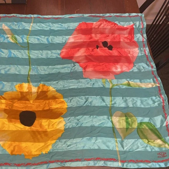Vintage Oscar de la renta silk scarf. See photos floral striped - Picture 2 of 8